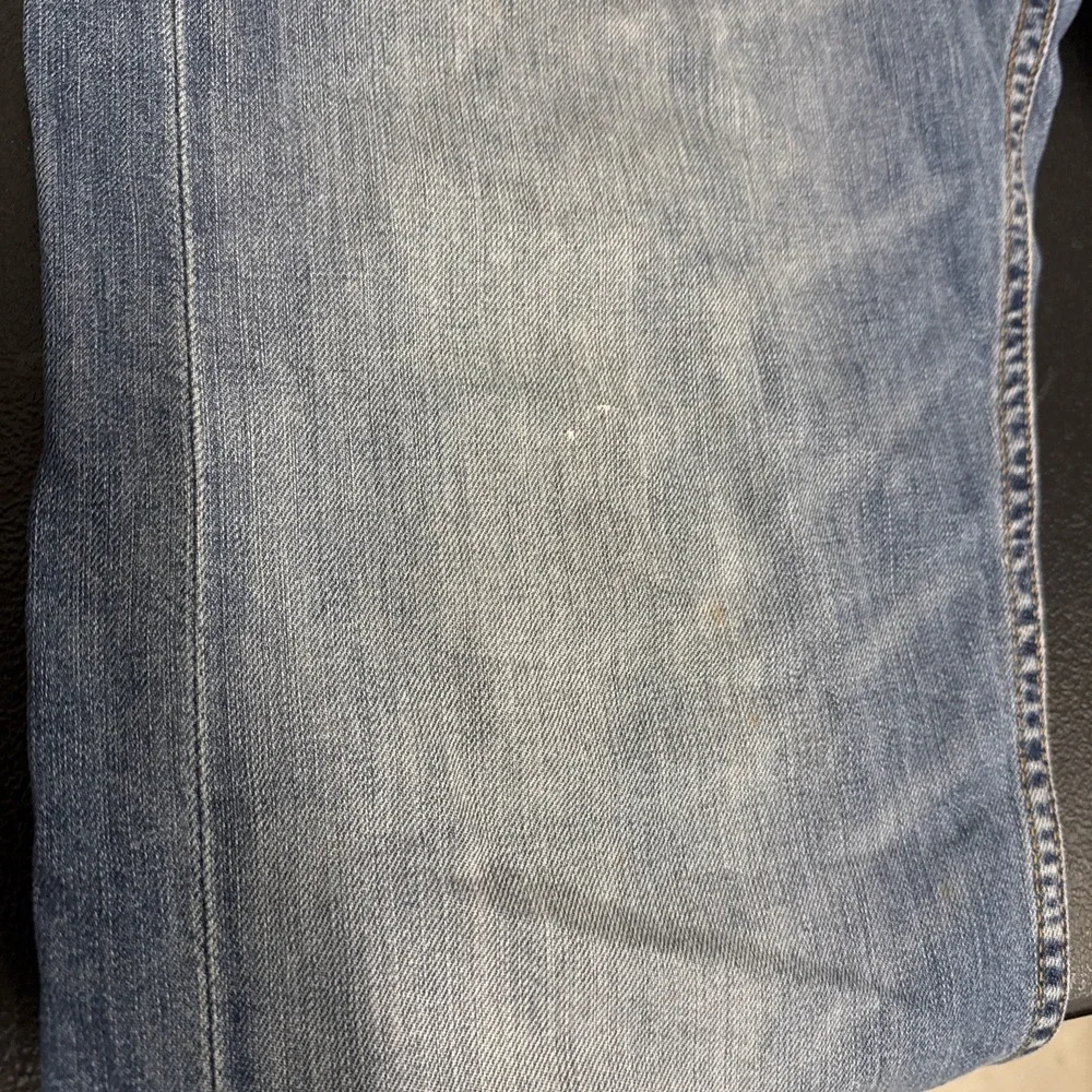 Levi's 505 Jeans Men's 34 x 30 Blue Denim Straight Leg Medium Wash Stretch‎